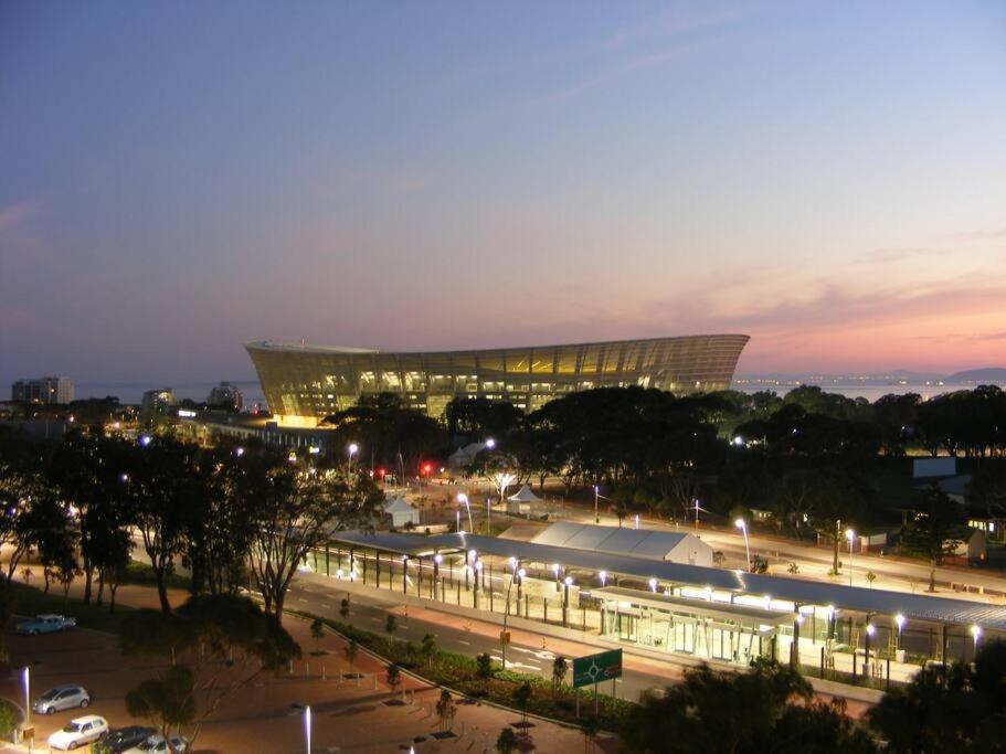 Luxury Apartment, Near V&A Waterfront And Cpt Stadium Fokváros Kültér fotó